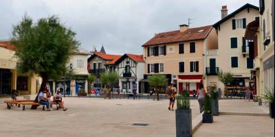 BIARRITZ - Aménagement placette Saint Charles